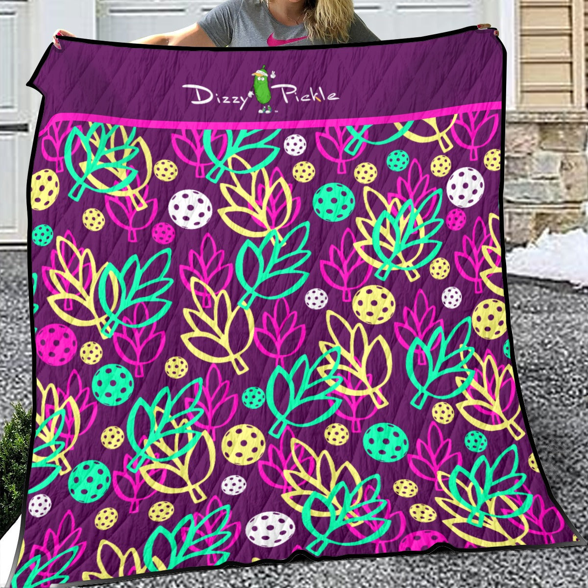 Dizzy Pickle Charlotte Leaves Lightweight Courtside Quilt