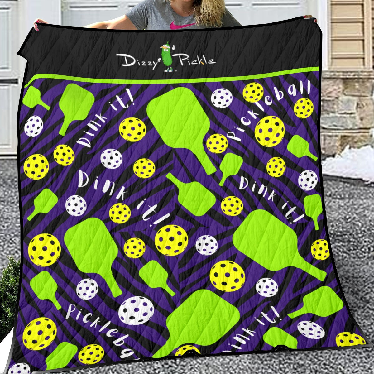 Dinking Diva - Black - Large - Lightweight Quilt by Dizzy Pickle