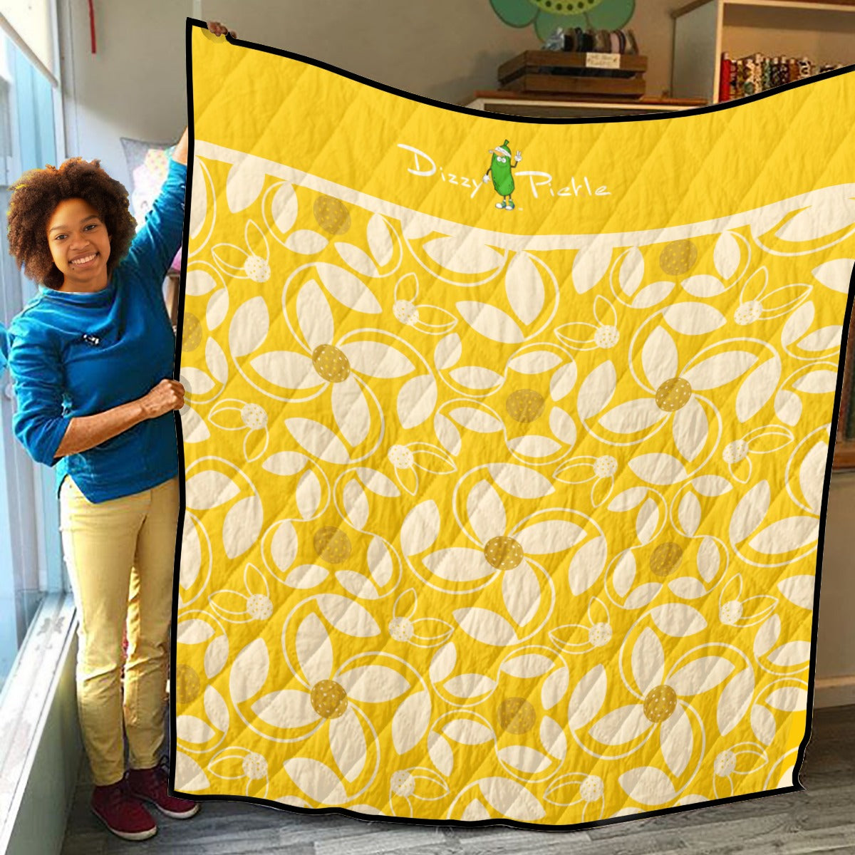 Dizzy Pickle Beth Gold Women's Pickleball Lightweight Courtside Quilt