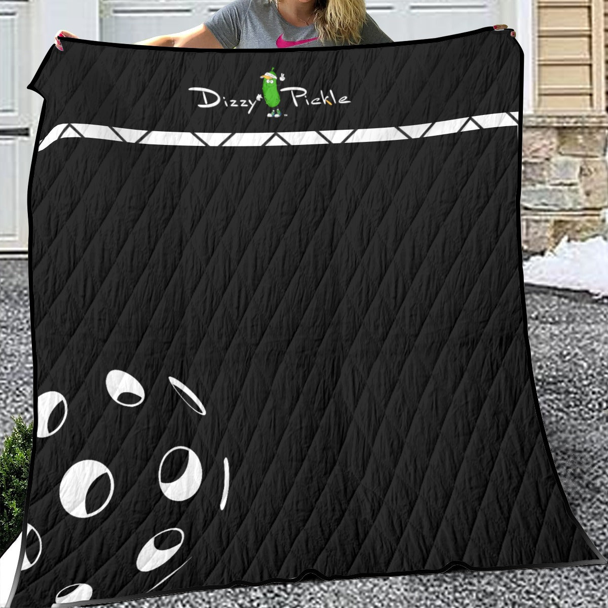 Lisa - Black/White - Lightweight Quilt by Dizzy Pickle