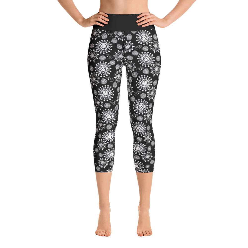 Dizzy Pickle Coming Up Daisies BW Women's Pickleball Capri Leggings